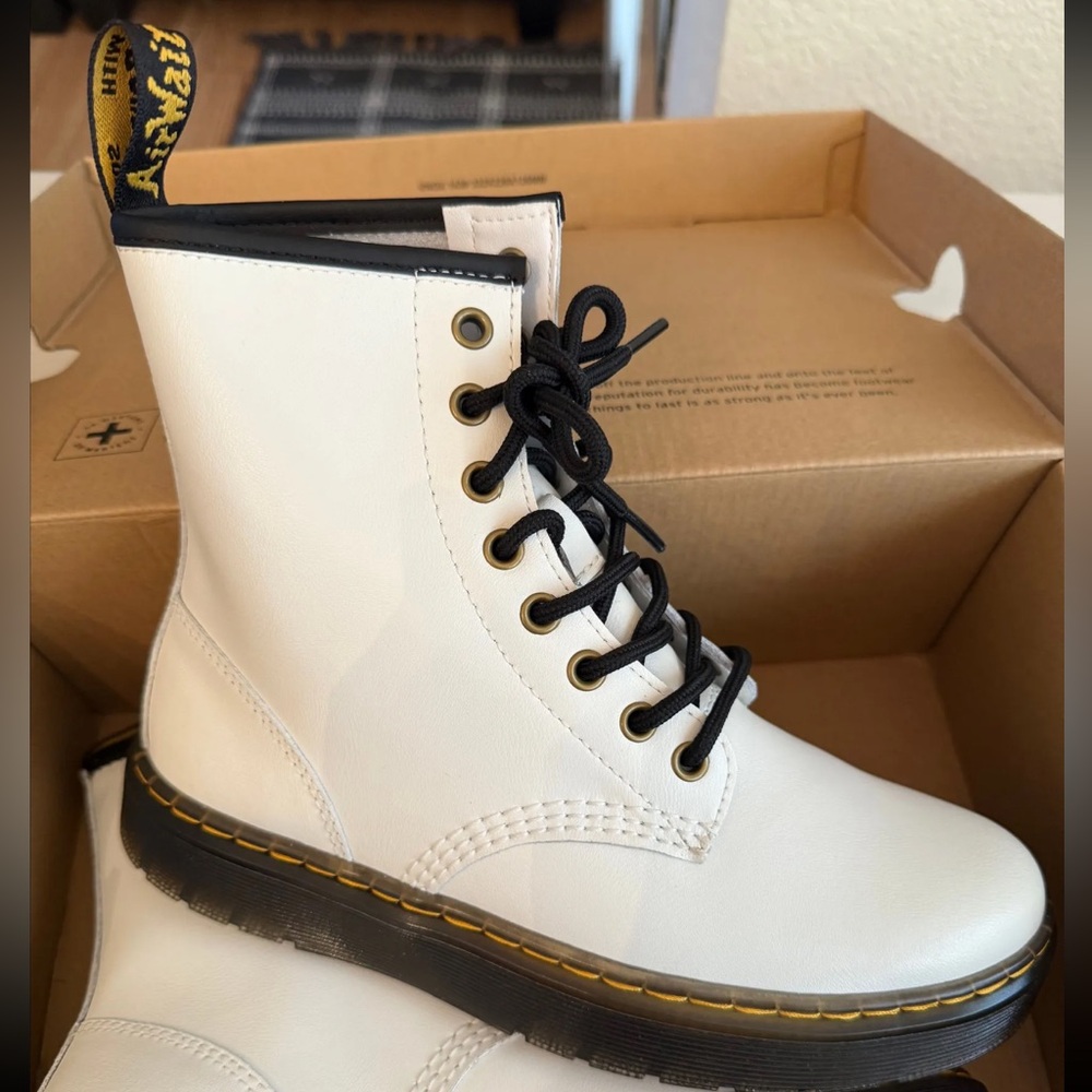 Doc Martens Zavala Leather Boots